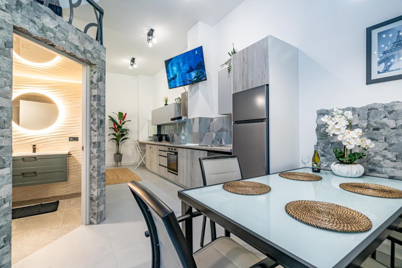 Exquisite Studio Apartment With An Original Design 발렌시아 외부 사진